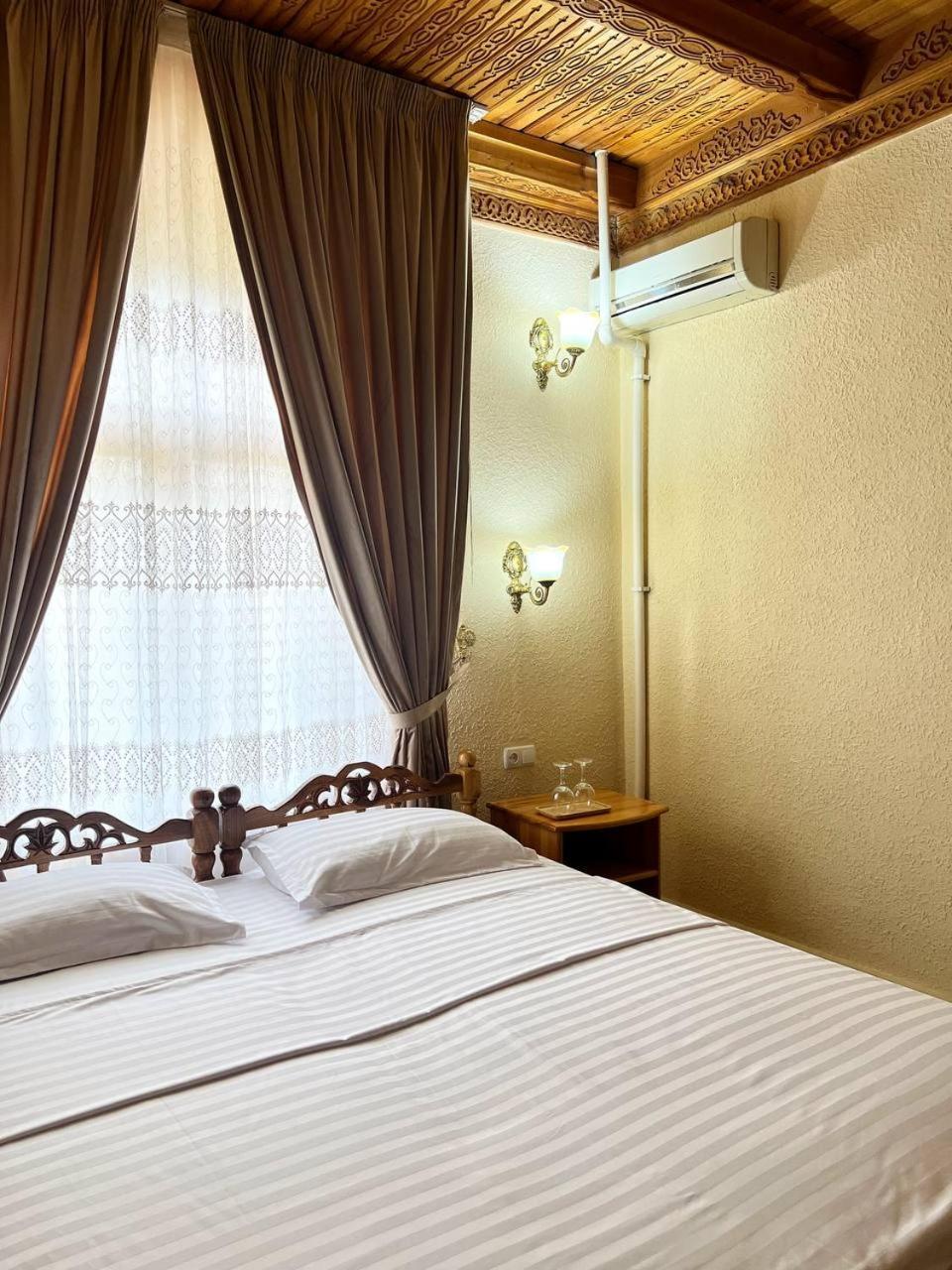 Hotel Caravan Serail Samarkand Exterior photo