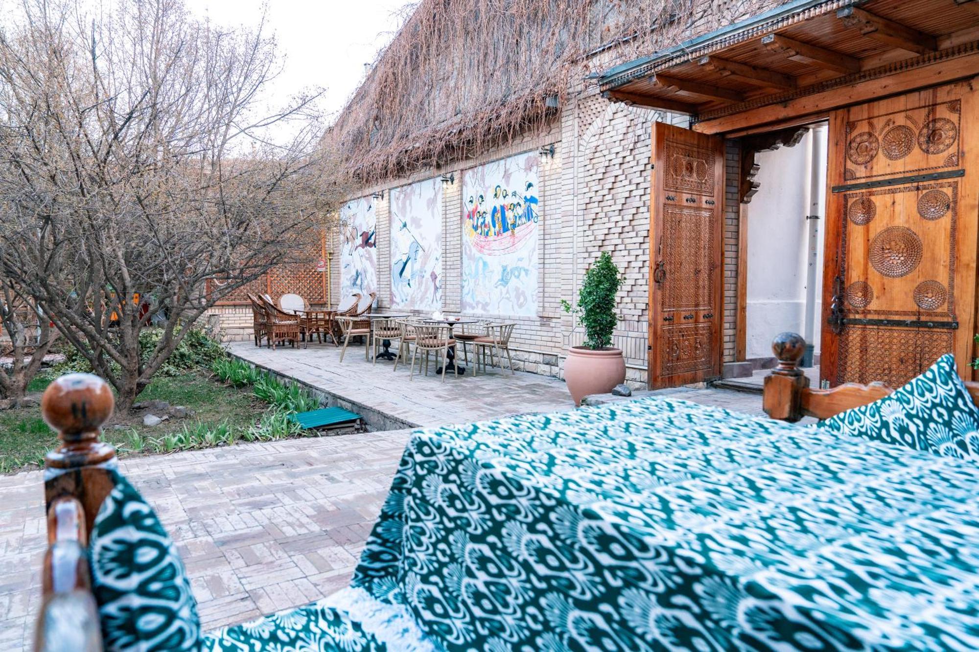 Hotel Caravan Serail Samarkand Exterior photo